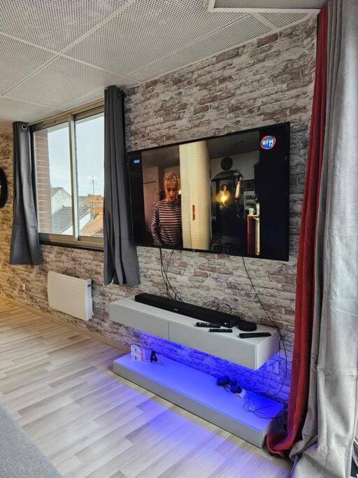 Cosy Loft - Calais Apartment Екстериор снимка