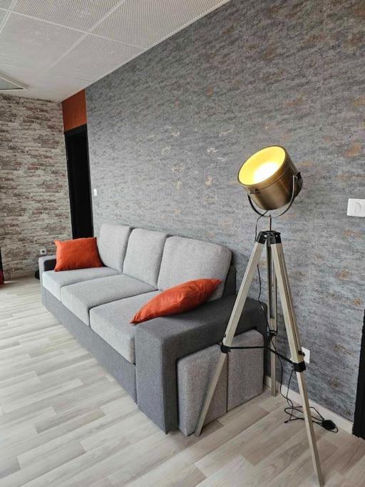 Cosy Loft - Calais Apartment Екстериор снимка