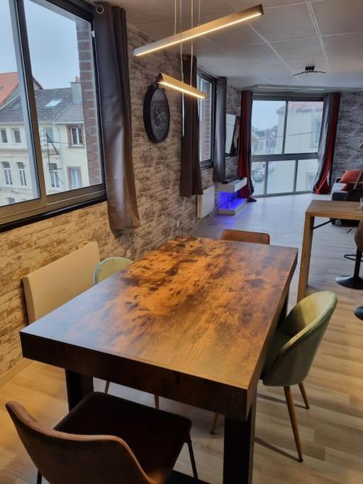 Cosy Loft - Calais Apartment Екстериор снимка